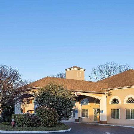 Days Inn & Suites By Wyndham Cherry Hill - Philadelphia Luaran gambar