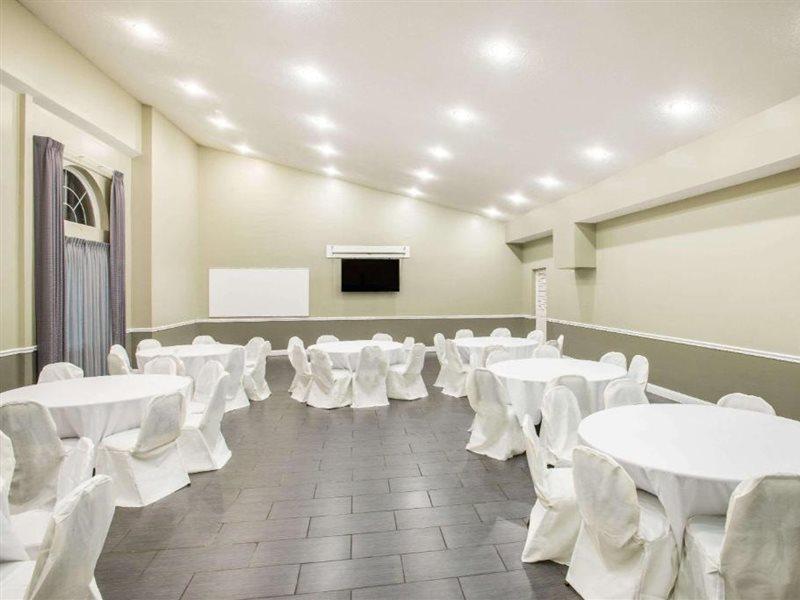 Days Inn & Suites By Wyndham Cherry Hill - Philadelphia Luaran gambar